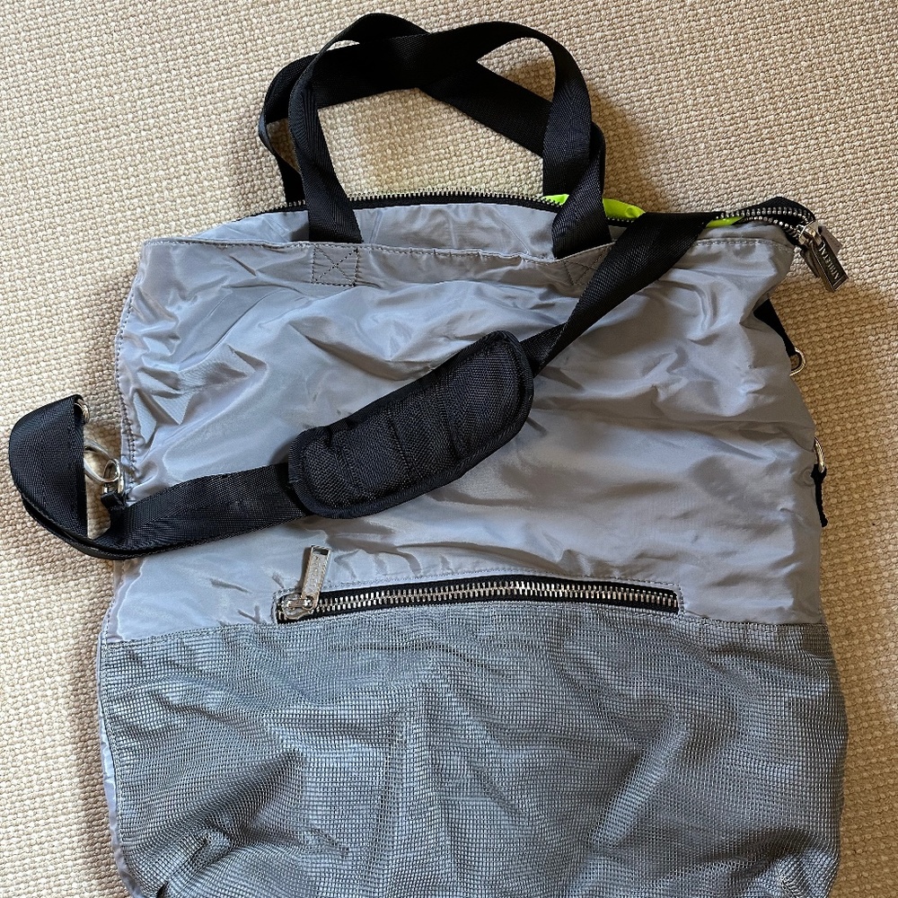 EUC Discontinued HTF Athleta Gym bag SILVER GREY WITH LIME LINING!!!